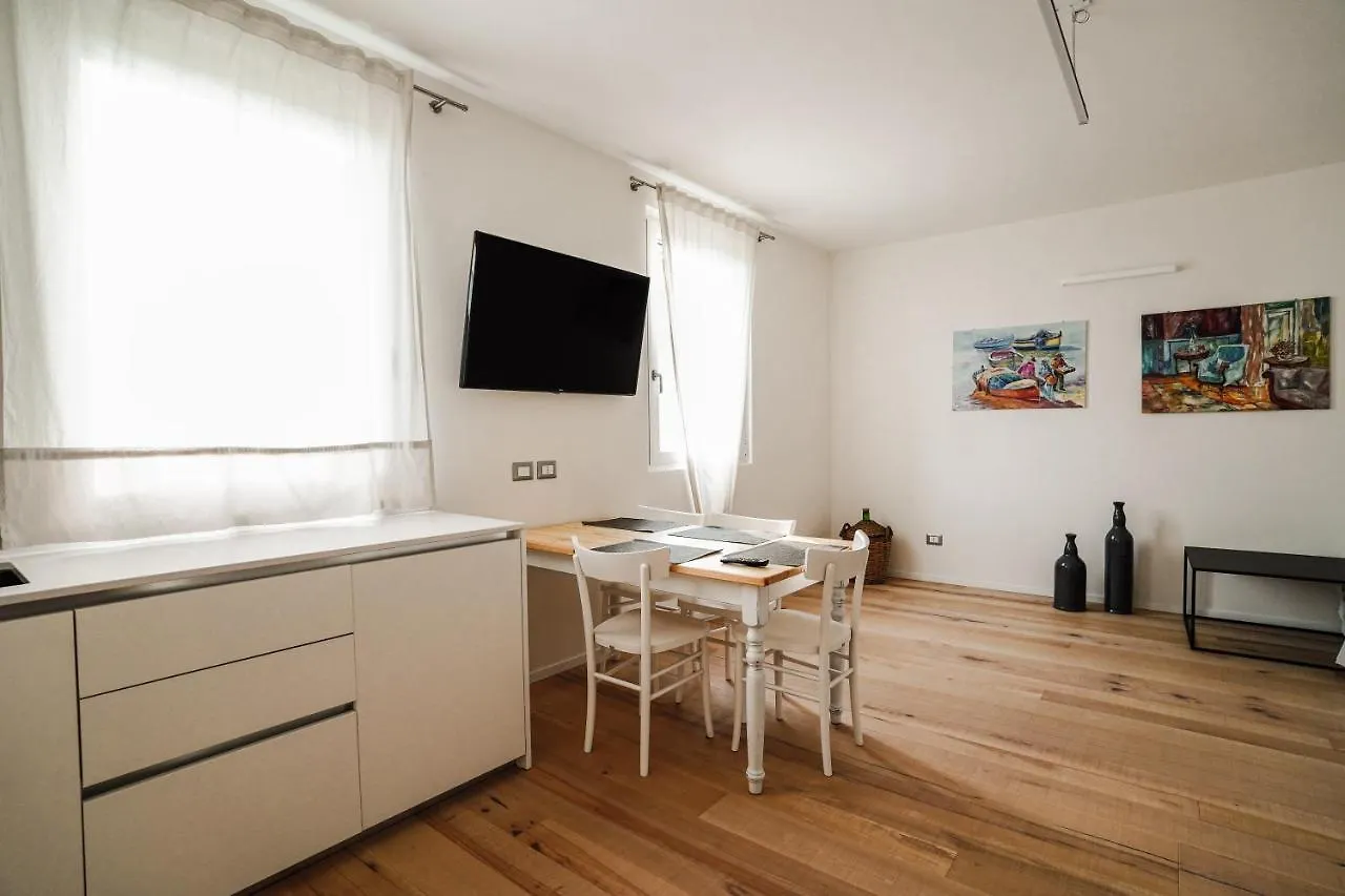 Apartahotel Casa Olivi Apartments Bardolino
