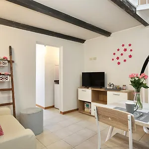https://acquamarina-florence.it-tuscanyhotel.com